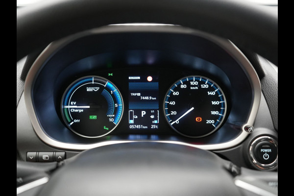 Mitsubishi Eclipse Cross 2.4 Black Edition PHEV 177pk Dealer O.H | 360 Camera | Adaptive Cruise | Alcantara Sportstoelen & Stuur Verwarmd | Keyless | Navigatie Via TomTom | 18" L.M | DAB | Plug In Hybrid |
