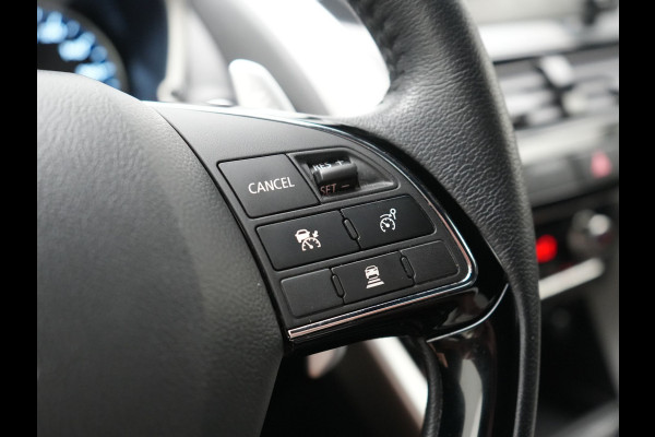 Mitsubishi Eclipse Cross 2.4 Black Edition PHEV 177pk Dealer O.H | 360 Camera | Adaptive Cruise | Alcantara Sportstoelen & Stuur Verwarmd | Keyless | Navigatie Via TomTom | 18" L.M | DAB | Plug In Hybrid |