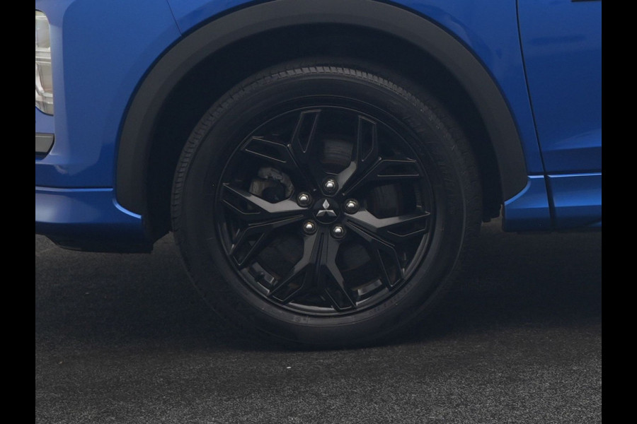 Mitsubishi Eclipse Cross 2.4 Black Edition PHEV 177pk Dealer O.H | 360 Camera | Adaptive Cruise | Alcantara Sportstoelen & Stuur Verwarmd | Keyless | Navigatie Via TomTom | 18" L.M | DAB | Plug In Hybrid |