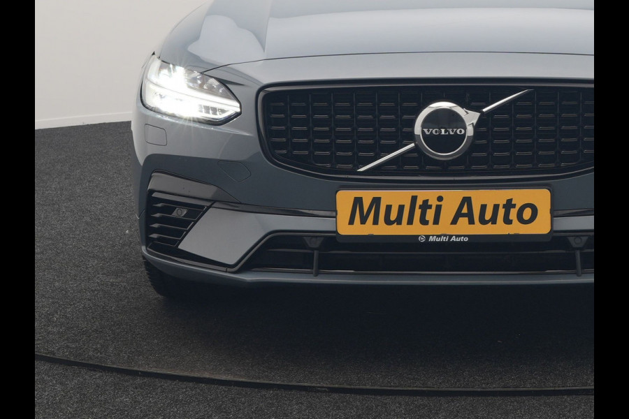 Volvo V90 T6 AWD Plus Dark LONG RANGE PHEV 350pk Dealer O.H. | Trekhaak Af Fabriek | Panodak | Adaptive Cruise | Camera | Harman / Kardon | Lederen Comfortzetels Memory & Ventilatie | Keyless | Blis | Stoelen & Stuur Verwarmd | Apple Carplay | Google | Plug In Hybrid |