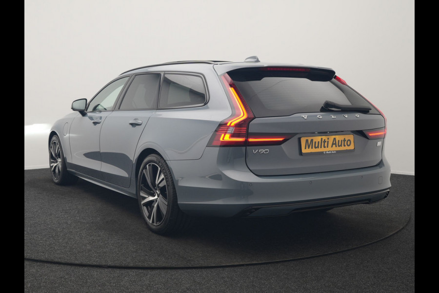 Volvo V90 T6 AWD Plus Dark LONG RANGE PHEV 350pk Dealer O.H. | Trekhaak Af Fabriek | Panodak | Adaptive Cruise | Camera | Harman / Kardon | Lederen Comfortzetels Memory & Ventilatie | Keyless | Blis | Stoelen & Stuur Verwarmd | Apple Carplay | Google | Plug In Hybrid |