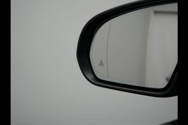 Mercedes-Benz EQA 350 4MATIC Luxury Line 69,7 kWh 292pk Dealer O.H. | Panodak | Adaptive Cruise | Camera | Lederen Sportstoelen Ventilatie & Verwarmd | Dashcam Af Fabriek | Sfeerverlichting | Keyless | Blis | Navigatie | DAB | 20"L.M |