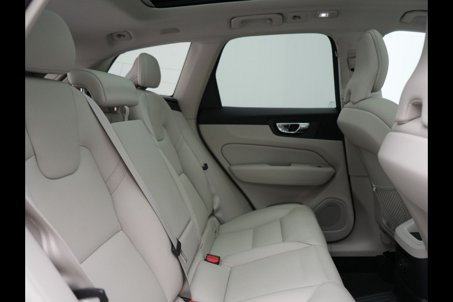 Volvo XC60 T6 AWD Plus Bright LONG RANGE PHEV 350pk Dealer O.H. | Panodak | Adaptive Cruise | Camera | Lederen Sportstoelen Memory & Verwarmd | Blis | Keyless | Apple Carplay | Stuur Verwarmd | Google Assistent | Plug In Hybrid |