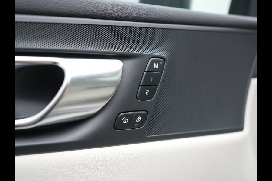 Volvo XC60 T6 AWD Plus Bright LONG RANGE PHEV 350pk Dealer O.H. | Panodak | Adaptive Cruise | Camera | Lederen Sportstoelen Memory & Verwarmd | Blis | Keyless | Apple Carplay | Stuur Verwarmd | Google Assistent | Plug In Hybrid |