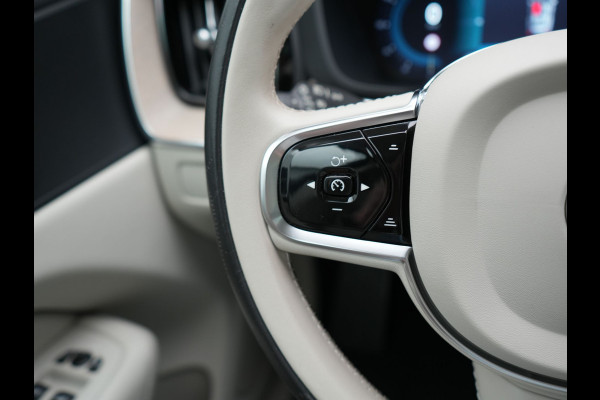 Volvo XC60 T6 AWD Plus Bright LONG RANGE PHEV 350pk Dealer O.H. | Panodak | Adaptive Cruise | Camera | Lederen Sportstoelen Memory & Verwarmd | Blis | Keyless | Apple Carplay | Stuur Verwarmd | Google Assistent | Plug In Hybrid |