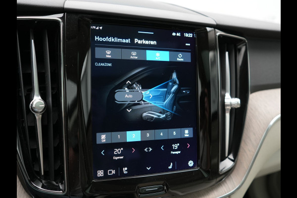 Volvo XC60 T6 AWD Plus Bright LONG RANGE PHEV 350pk Dealer O.H. | Panodak | Adaptive Cruise | Camera | Lederen Sportstoelen Memory & Verwarmd | Blis | Keyless | Apple Carplay | Stuur Verwarmd | Google Assistent | Plug In Hybrid |