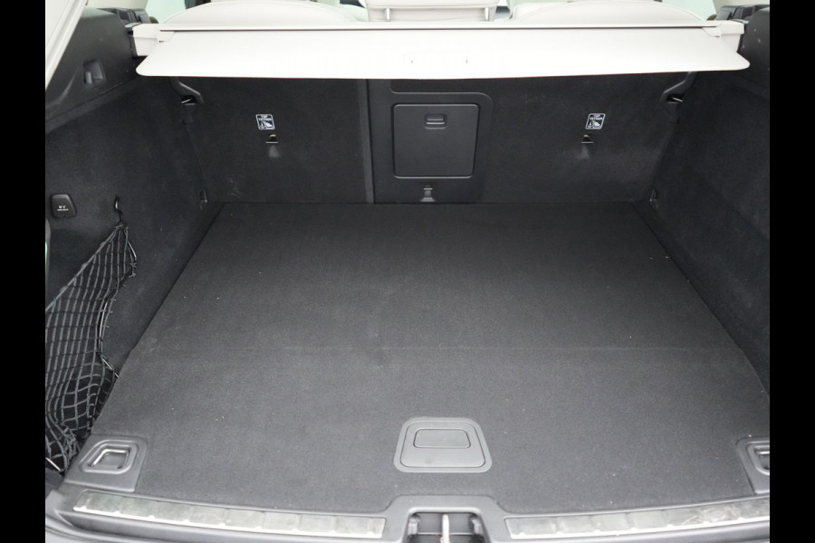 Volvo XC60 T6 AWD Plus Bright LONG RANGE PHEV 350pk Dealer O.H. | Panodak | Adaptive Cruise | Camera | Lederen Sportstoelen Memory & Verwarmd | Blis | Keyless | Apple Carplay | Stuur Verwarmd | Google Assistent | Plug In Hybrid |