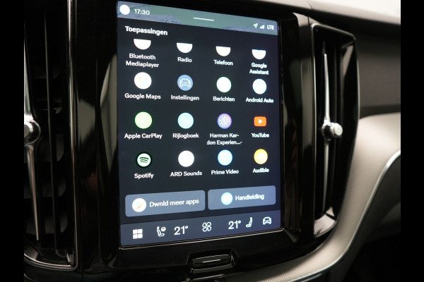 Volvo XC60 T6 AWD R-Design LONG RANGE PHEV 350pk Dealer O.H. | Trekhaak Af Fabriek | Panodak | Adaptive Cruise | Camera | Harman / Kardon | Lederen Sportstoelen Memory & Verwarmd | Keyless | Stuur Verwarmd | Apple Carplay | Google Assistent | DAB | Plug In Hybrid |