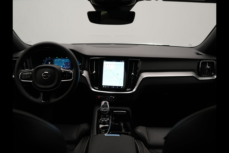 Volvo V60 T6 AWD Plus Dark LONG RANGE PHEV 350pk Dealer O.H. | Trekhaak Af Fabriek | Camera | Sportstoelen Memory & Verwarmd | Stuur Verwarmd | Apple Carplay | Keyless | DAB | Cruise Control | Plug In Hybrid |