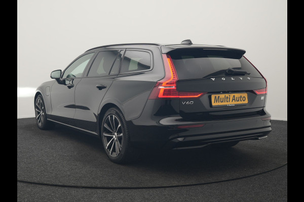 Volvo V60 T6 AWD Plus Dark LONG RANGE PHEV 350pk Dealer O.H. | Trekhaak Af Fabriek | Camera | Sportstoelen Memory & Verwarmd | Stuur Verwarmd | Apple Carplay | Keyless | DAB | Cruise Control | Plug In Hybrid |