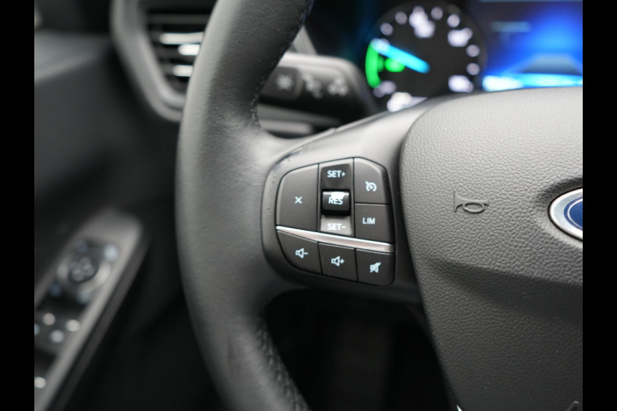 Ford Kuga 2.5 Titanium X PHEV 225pk Dealer O.H. | Bang & Olufsen | Voorstoelen Verwarmd | Apple Carplay | Keyless | LED Koplampen | Navigatie | DAB | Cruise Control | 18"L.M | Plug In Hybrid |