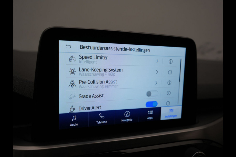 Ford Kuga 2.5 Titanium X PHEV 225pk Dealer O.H. | Bang & Olufsen | Voorstoelen Verwarmd | Apple Carplay | Keyless | LED Koplampen | Navigatie | DAB | Cruise Control | 18"L.M | Plug In Hybrid |
