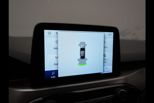 Ford Kuga 2.5 Titanium X PHEV 225pk Dealer O.H. | Bang & Olufsen | Voorstoelen Verwarmd | Apple Carplay | Keyless | LED Koplampen | Navigatie | DAB | Cruise Control | 18"L.M | Plug In Hybrid |