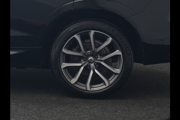 Volvo XC60 T8 AWD R-Design LONG RANGE PHEV 455pk Dealer O.H. | Trekhaak Af Fabriek | Panodak | Adaptive Cruise | 360 Camera | Harman / Kardon | Keyless | Stuur Verwarmd | Google Assistent | Apple Carplay | DAB |