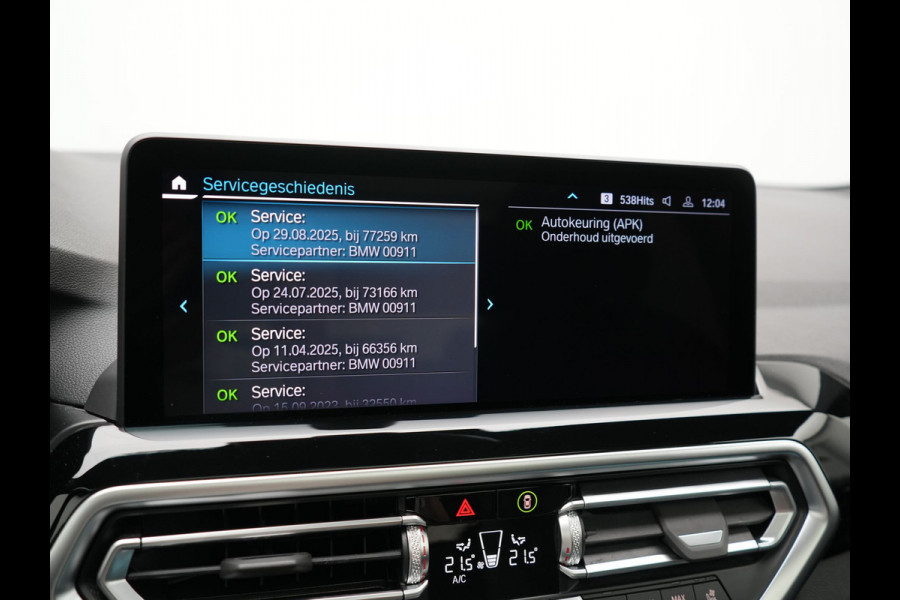 BMW X3 xDrive30e High Executive PHEV 293pk Dealer O.H | Trekhaak Af Fabriek | Panodak | Head Up | Adaptive Cruise | Camera | Laser LED | Hifi Audio | Lederen Sportstoelen Memory & Ventilatie | Keyless | Apple Carplay | Stoelverwarming | Navigatie | Virtual | DAB | 18" L.M | Plug In Hybrid |
