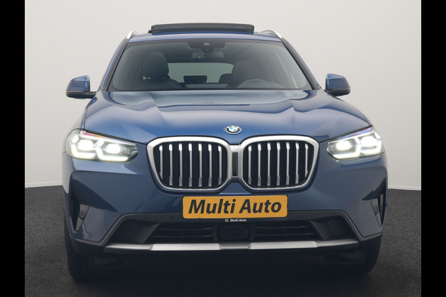 BMW X3 xDrive30e High Executive PHEV 293pk Dealer O.H | Trekhaak Af Fabriek | Panodak | Head Up | Adaptive Cruise | Camera | Laser LED | Hifi Audio | Lederen Sportstoelen Memory & Ventilatie | Keyless | Apple Carplay | Stoelverwarming | Navigatie | Virtual | DAB | 18" L.M | Plug In Hybrid |