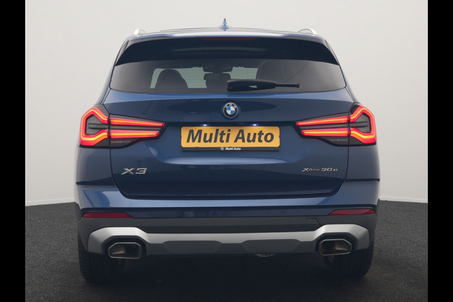 BMW X3 xDrive30e High Executive PHEV 293pk Dealer O.H | Trekhaak Af Fabriek | Panodak | Head Up | Adaptive Cruise | Camera | Laser LED | Hifi Audio | Lederen Sportstoelen Memory & Ventilatie | Keyless | Apple Carplay | Stoelverwarming | Navigatie | Virtual | DAB | 18" L.M | Plug In Hybrid |