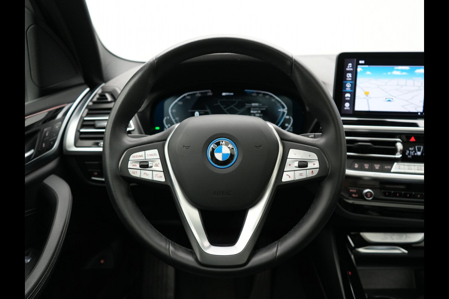 BMW X3 xDrive30e High Executive PHEV 293pk Dealer O.H | Trekhaak Af Fabriek | Panodak | Head Up | Adaptive Cruise | Camera | Laser LED | Hifi Audio | Lederen Sportstoelen Memory & Ventilatie | Keyless | Apple Carplay | Stoelverwarming | Navigatie | Virtual | DAB | 18" L.M | Plug In Hybrid |