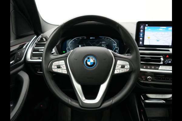 BMW X3 xDrive30e High Executive PHEV 293pk Dealer O.H | Trekhaak Af Fabriek | Panodak | Head Up | Adaptive Cruise | Camera | Laser LED | Hifi Audio | Lederen Sportstoelen Memory & Ventilatie | Keyless | Apple Carplay | Stoelverwarming | Navigatie | Virtual | DAB | 18" L.M | Plug In Hybrid |