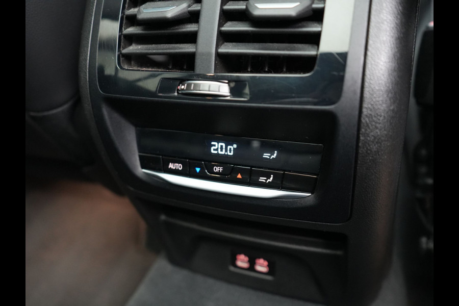 BMW X3 xDrive30e High Executive PHEV 293pk Dealer O.H | Trekhaak Af Fabriek | Panodak | Head Up | Adaptive Cruise | Camera | Laser LED | Hifi Audio | Lederen Sportstoelen Memory & Ventilatie | Keyless | Apple Carplay | Stoelverwarming | Navigatie | Virtual | DAB | 18" L.M | Plug In Hybrid |
