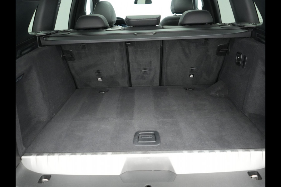 BMW X3 xDrive30e High Executive PHEV 293pk Dealer O.H | Trekhaak Af Fabriek | Panodak | Head Up | Adaptive Cruise | Camera | Laser LED | Hifi Audio | Lederen Sportstoelen Memory & Ventilatie | Keyless | Apple Carplay | Stoelverwarming | Navigatie | Virtual | DAB | 18" L.M | Plug In Hybrid |