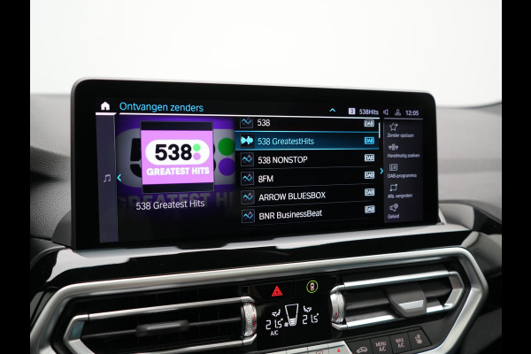 BMW X3 xDrive30e High Executive PHEV 293pk Dealer O.H | Trekhaak Af Fabriek | Panodak | Head Up | Adaptive Cruise | Camera | Laser LED | Hifi Audio | Lederen Sportstoelen Memory & Ventilatie | Keyless | Apple Carplay | Stoelverwarming | Navigatie | Virtual | DAB | 18" L.M | Plug In Hybrid |