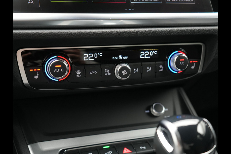 Audi Q3 45 TFSI e S Line PHEV 245pk Dealer O.H. | Trekhaak Af Fabriek | Camera | Blis | Stoelverwarming | Apple Carplay | Virtual Cockpit | Lane Assist | DAB | Cruise Control | 19"L.M | Plug In Hybrid |