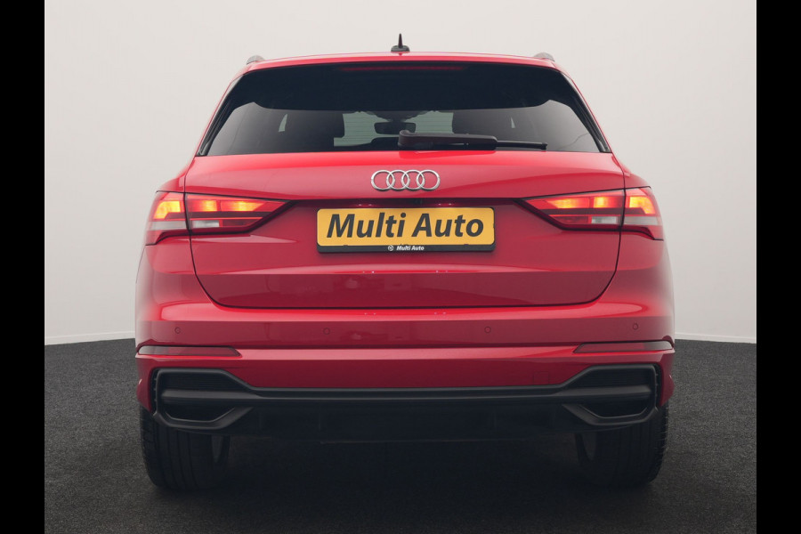 Audi Q3 45 TFSI e S Line PHEV 245pk Dealer O.H. | Trekhaak Af Fabriek | Camera | Blis | Stoelverwarming | Apple Carplay | Virtual Cockpit | Lane Assist | DAB | Cruise Control | 19"L.M | Plug In Hybrid |
