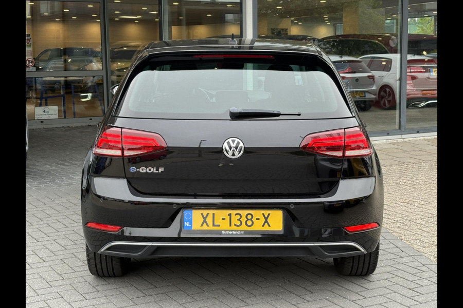 Volkswagen e-Golf e-Golf 136pk | SOH 88,7% | Virtual Cockpit | Stoelverwarming | Adaptive Cruise | Camera |