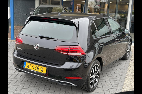 Volkswagen e-Golf e-Golf 136pk | SOH 88,7% | Virtual Cockpit | Stoelverwarming | Adaptive Cruise | Camera |