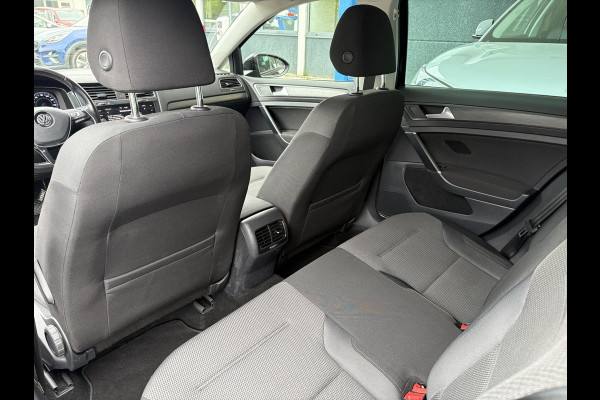 Volkswagen e-Golf e-Golf 136pk | SOH 88,7% | Virtual Cockpit | Stoelverwarming | Adaptive Cruise | Camera |