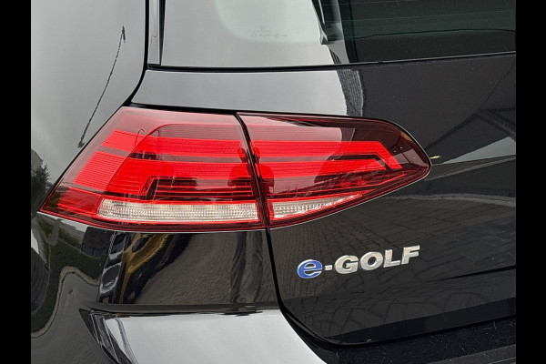 Volkswagen e-Golf e-Golf 136pk | SOH 88,7% | Virtual Cockpit | Stoelverwarming | Adaptive Cruise | Camera |