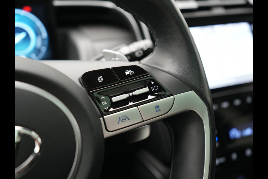 Hyundai Tucson 1.6 T-GDI Comfort Smart 4WD PHEV 265pk | Panodak | Adaptive Cruise | Camera | Krell Audio | Stoelverwarming | Apple Carplay | Virtual | Stuurverwarming | Navigatie | DAB | 19"L.M | Plug In Hybrid |