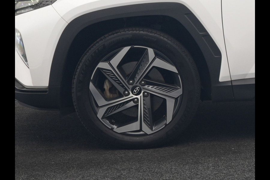 Hyundai Tucson 1.6 T-GDI Comfort Smart 4WD PHEV 265pk | Panodak | Adaptive Cruise | Camera | Krell Audio | Stoelverwarming | Apple Carplay | Virtual | Stuurverwarming | Navigatie | DAB | 19"L.M | Plug In Hybrid |
