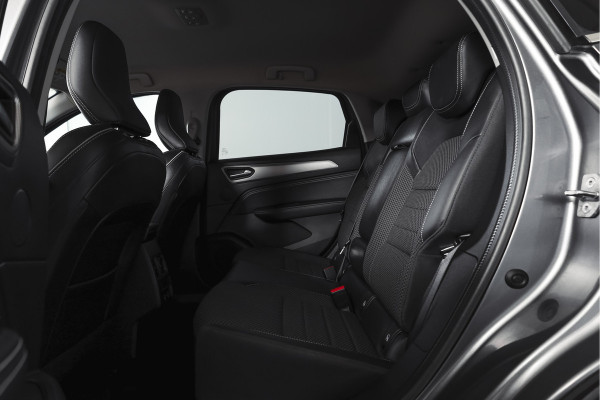 Renault Arkana 1.6 E-Tech full hybrid 145 techno | Dig. Cockpit | Adapt. Cruise | Stoel-+Stuurverw. | PDC | Camera | NAV + App, Connect | ECC | Afn. Trekhaak | LM 18" |