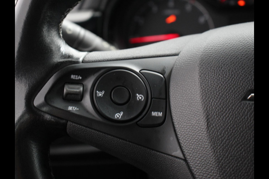 Opel Corsa 1.2 Edition Airco Navigatie Apple Carplay/Android Auto  Lichtmetalen Velgen Cruise Control Parkeersensoren achter