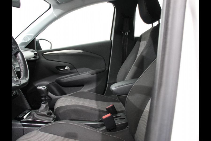 Opel Corsa 1.2 Edition Airco Navigatie Apple Carplay/Android Auto  Lichtmetalen Velgen Cruise Control Parkeersensoren achter