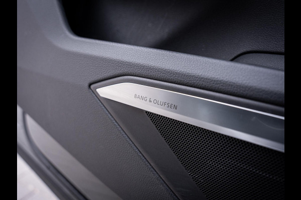 Audi e-tron 55 quattro S edition 95 kWh - 3x S-Line l Chronos l Pano l Trekhaak l B&O