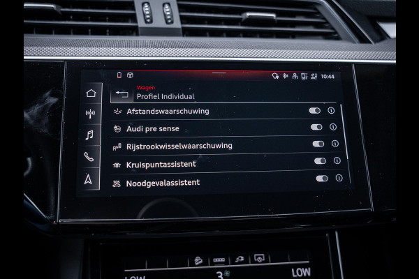 Audi e-tron 55 quattro S edition 95 kWh - 3x S-Line l Chronos l Pano l Trekhaak l B&O