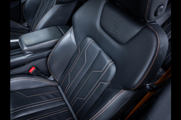 Audi e-tron 55 quattro S edition 95 kWh - 3x S-Line l Chronos l Pano l Trekhaak l B&O