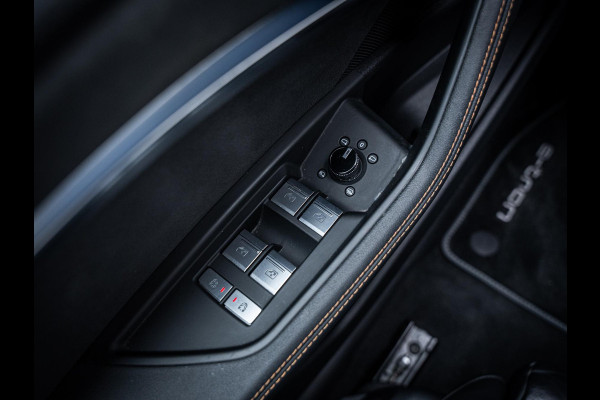 Audi e-tron 55 quattro S edition 95 kWh - 3x S-Line l Chronos l Pano l Trekhaak l B&O