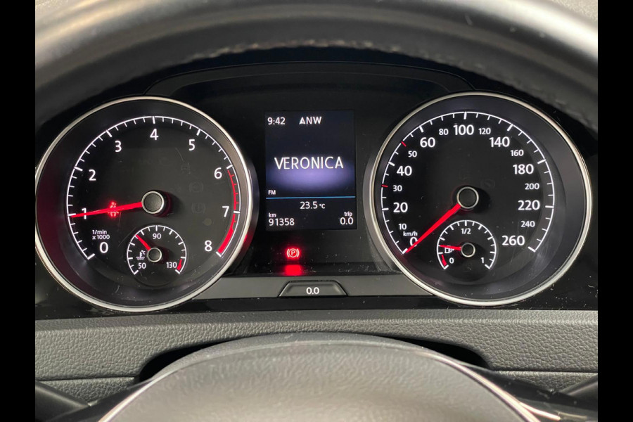 Volkswagen Golf 7.5 1.5 TSI 150PK Highline R-LINE NAVI LED