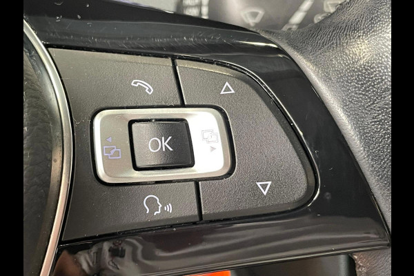 Volkswagen Golf 7.5 1.5 TSI 150PK Highline R-LINE NAVI LED
