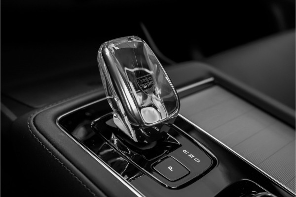 Volvo XC90 2.0 T8 Plug-in hybrid AWD Ultra Black Edition 7p B&W Pano Massage Stoelventilatie Trekhaak