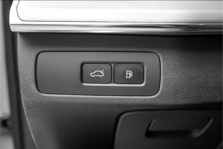 Volvo XC90 2.0 T8 Plug-in hybrid AWD Ultra Black Edition 7p B&W Pano Massage Stoelventilatie Trekhaak