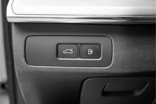 Volvo XC90 2.0 T8 Plug-in hybrid AWD Ultra Black Edition 7p B&W Pano Massage Stoelventilatie Trekhaak
