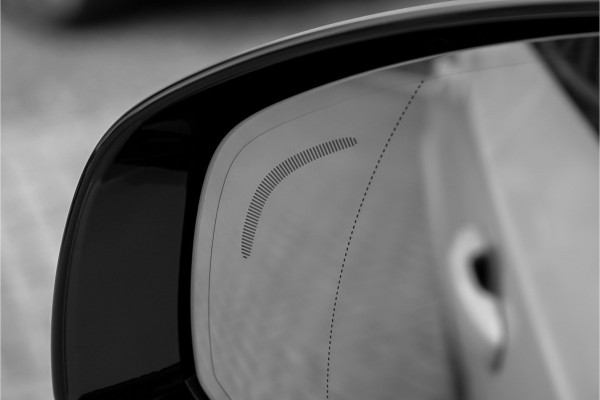 Volvo XC90 2.0 T8 Plug-in hybrid AWD Ultra Black Edition 7p B&W Pano Massage Stoelventilatie Trekhaak