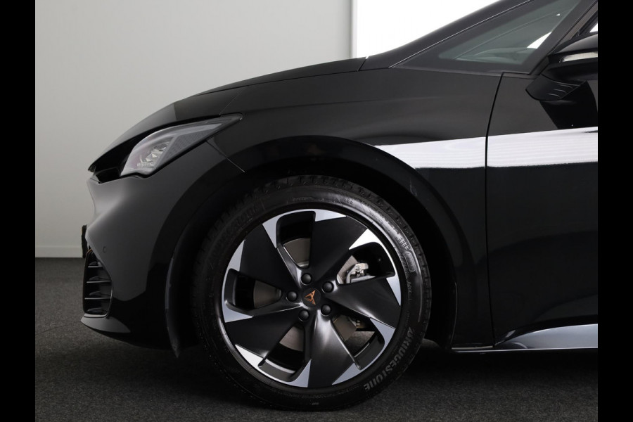 CUPRA Born Business Limited 63 kWh 231PK | Navigatie | 19 Inch | Achteruitrijcamera | Adaptieve Cruise Control | Draadloze Carplay & Android auto |