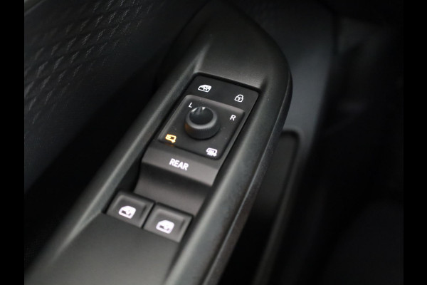 CUPRA Born Business Limited 63 kWh 231PK | Navigatie | 19 Inch | Achteruitrijcamera | Adaptieve Cruise Control | Draadloze Carplay & Android auto |