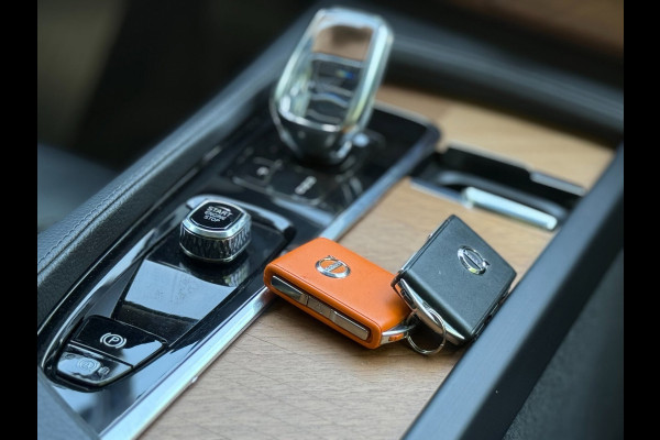 Volvo XC90 2.0 T8 Recharge AWD Plug in Hybrid Dealer onderhouden 7- Zits